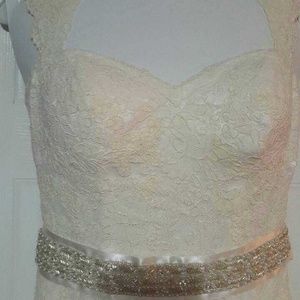 Wedding  dress